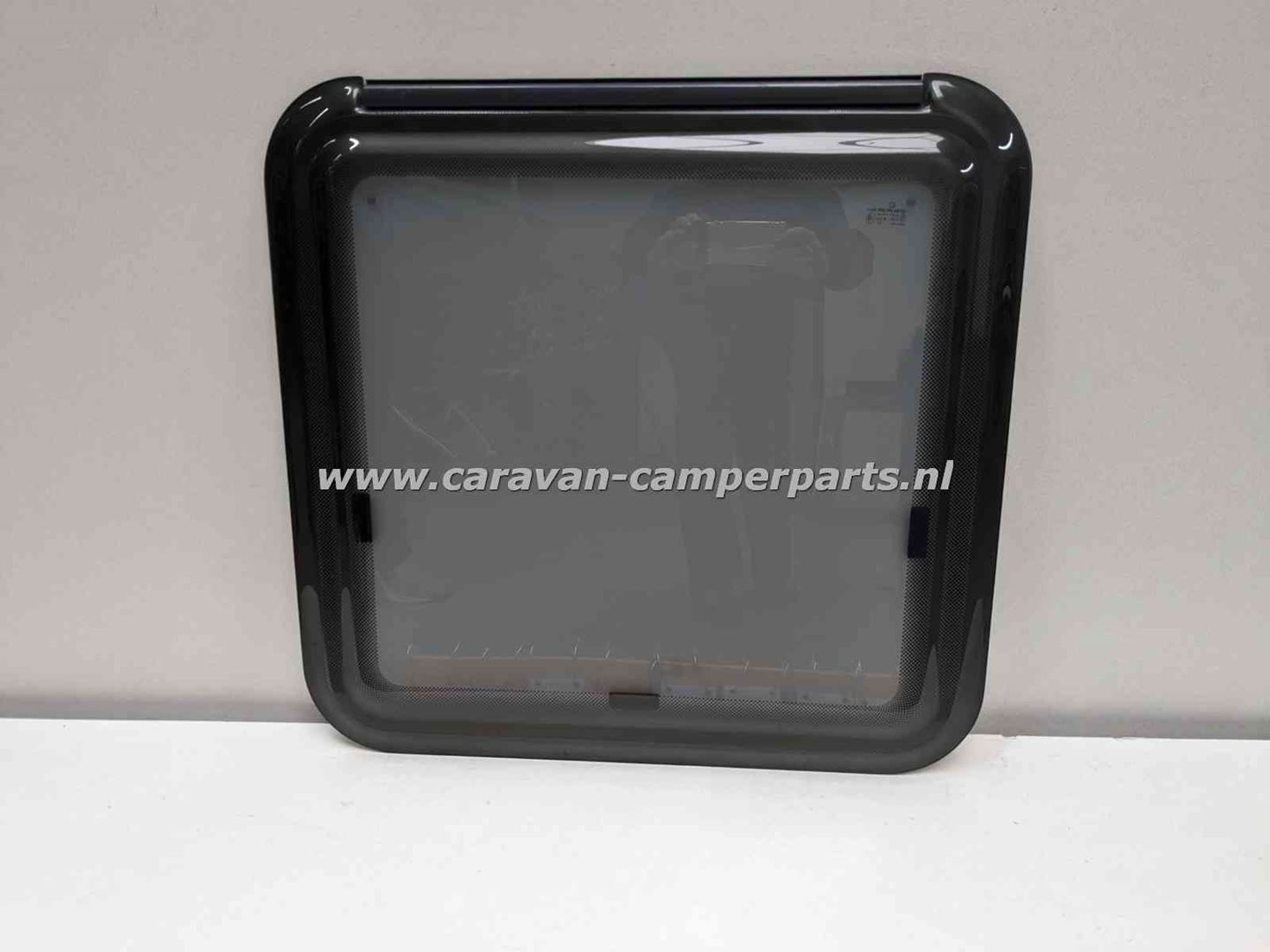 KNAU5355L15B - KNAU49515B - Bolle Zwarte Wieldoppen 15 inch Knaus KNAU5355L15B - KNAU49515B - Bolle Zwarte Wieldoppen 15 inch Knaus