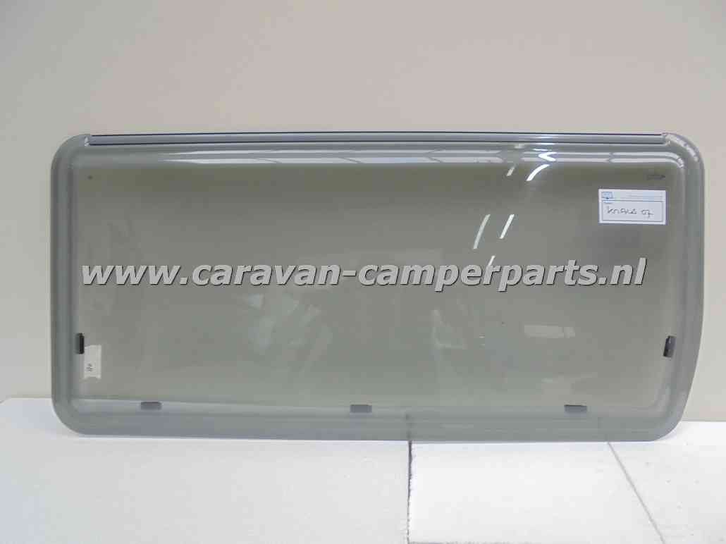 Knaus raam LA 140x66cm bj 2007