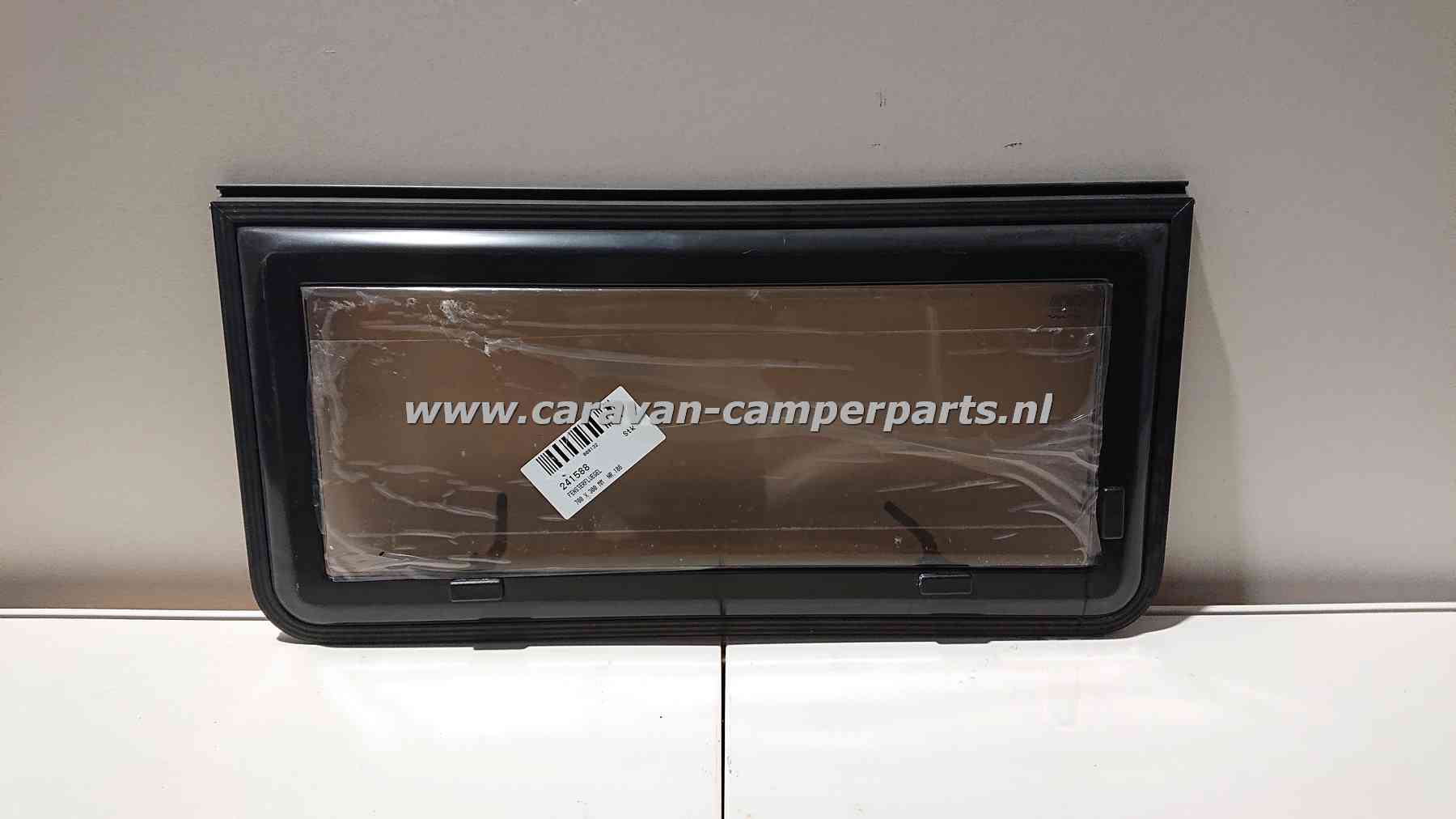 Hobby keukenraam 1988 78x37cm