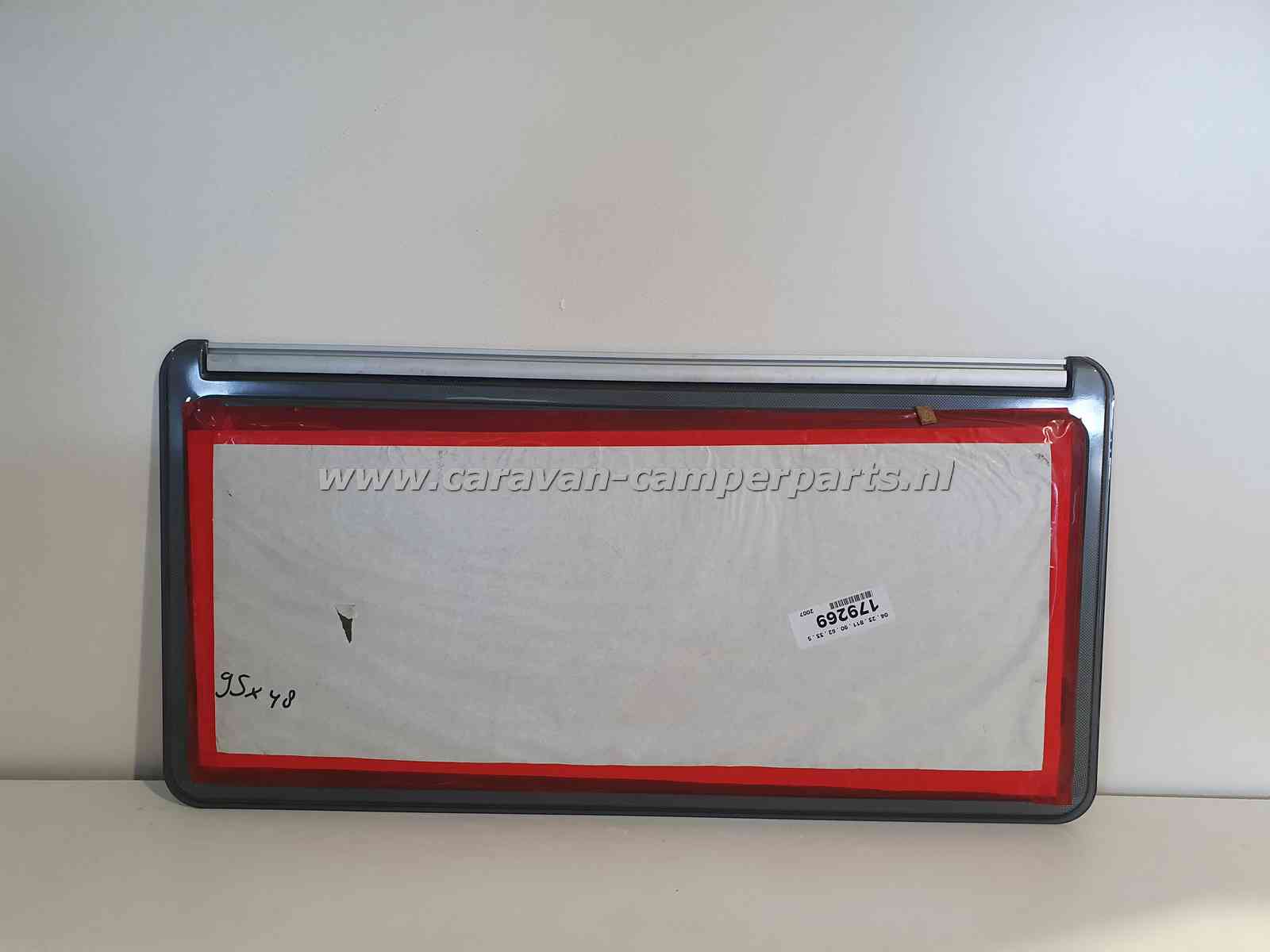 Burstner raam 95x48cm