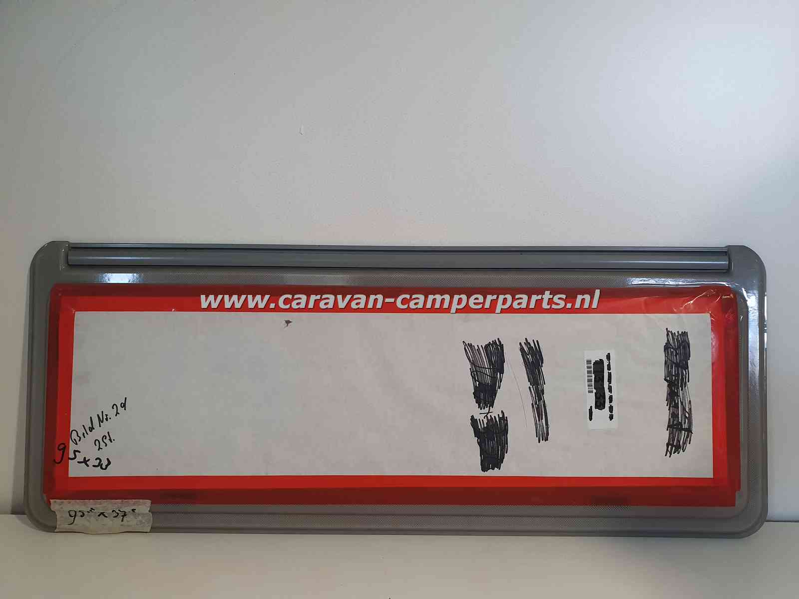 Burstner raam 95x38cm