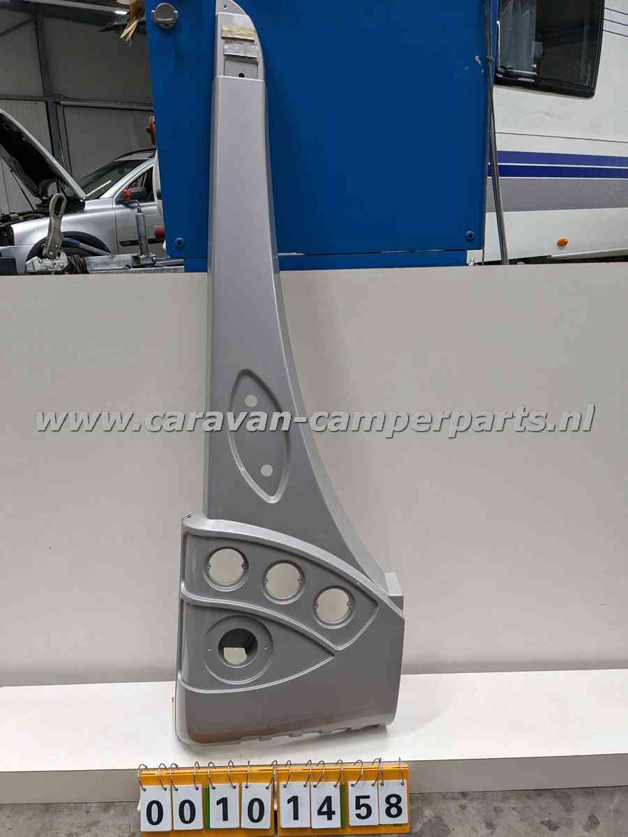 Dethleffs bumperhoek Links zilver