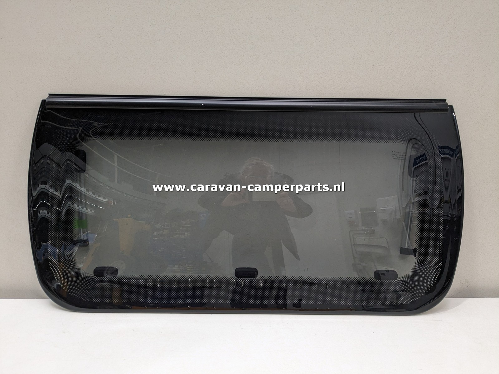 Fendt keukenraam 90x44cm 2014