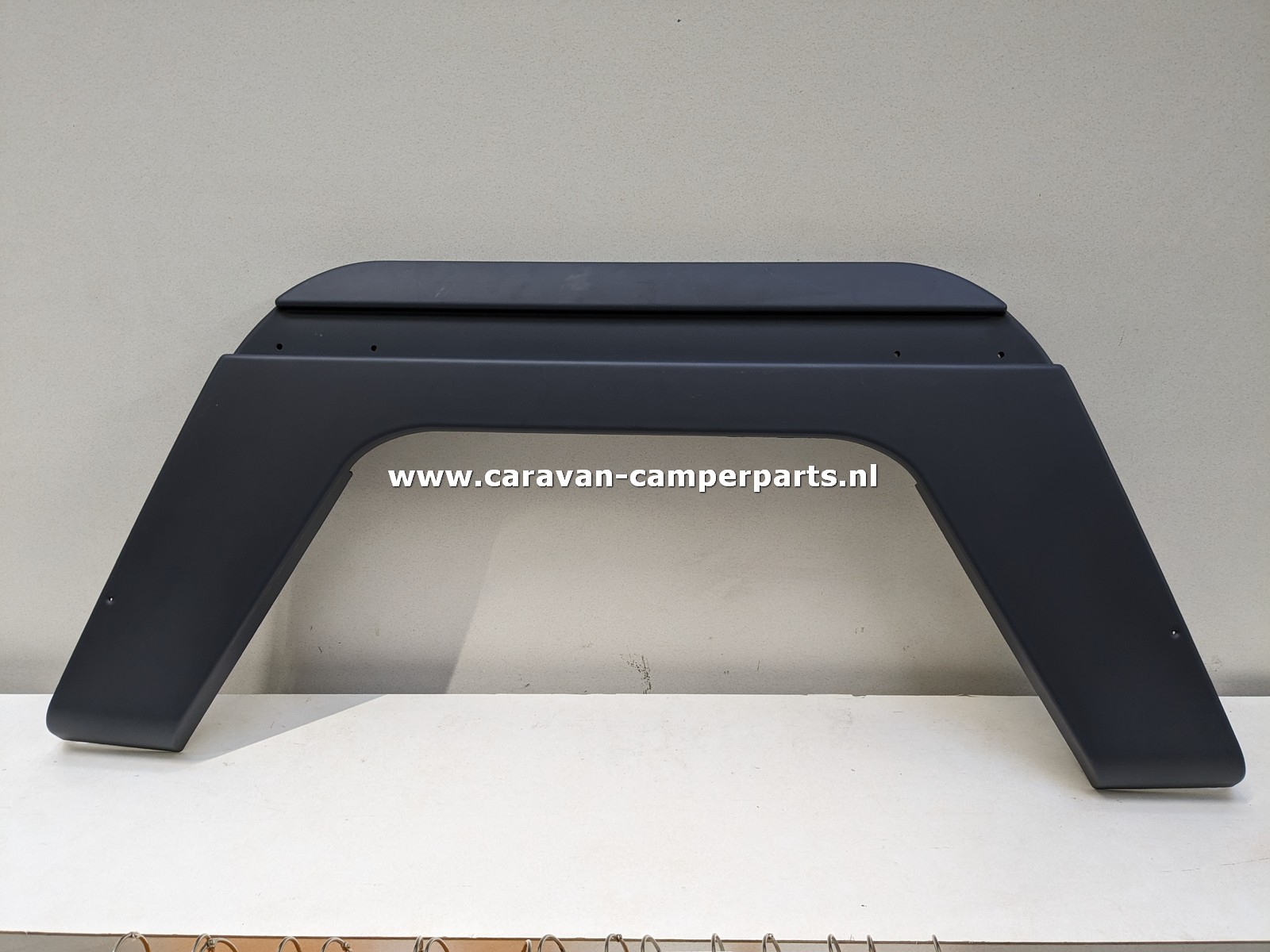 Knaus Deseo spatbord 2011