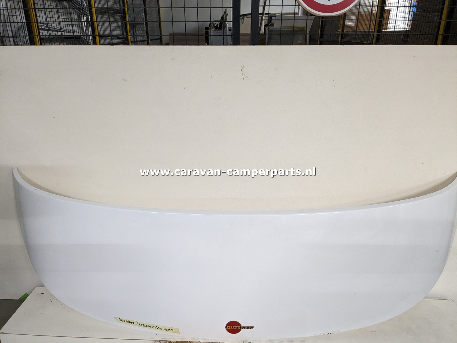 Burstner Camper Elagance motorklep