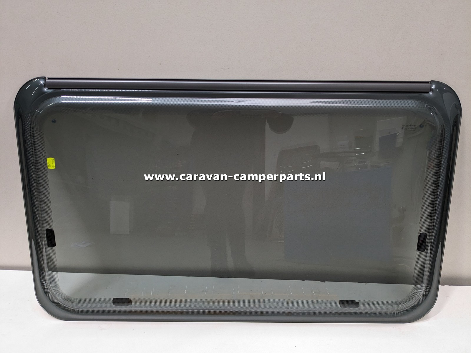 Caravelair raam 98,5x58,5cm