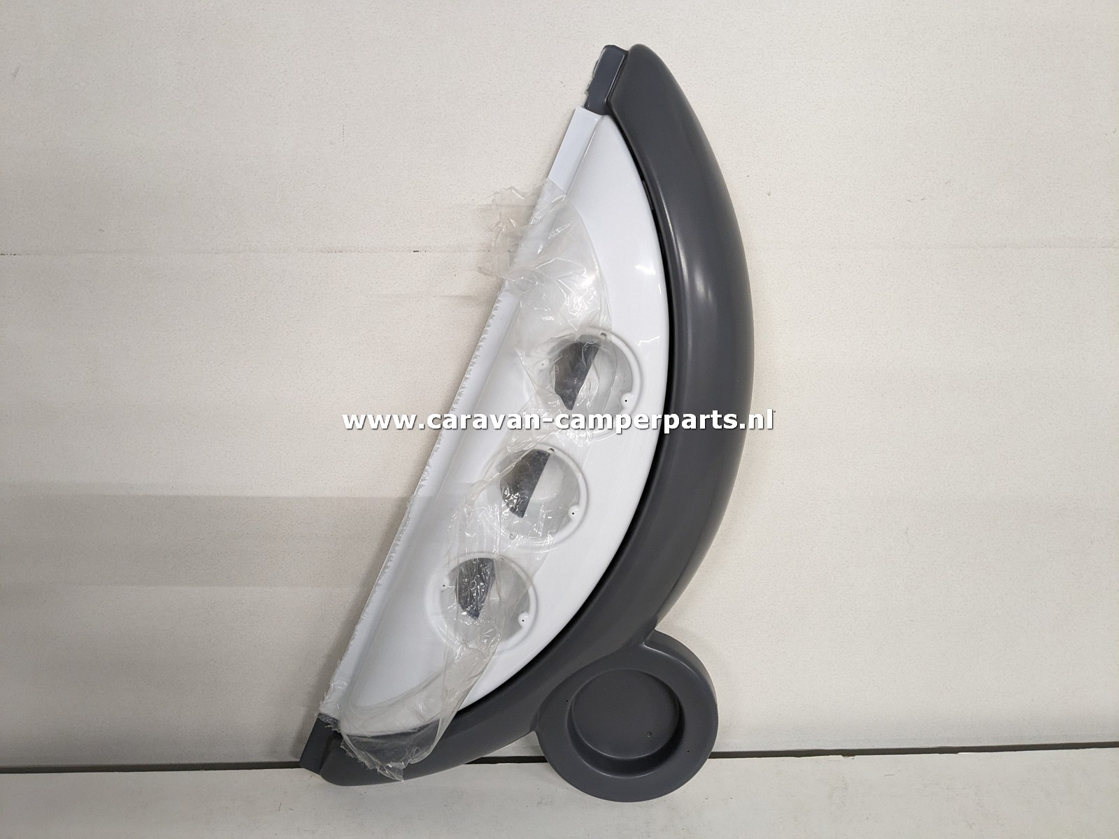 Knaus Sport bumperhoek L 2004