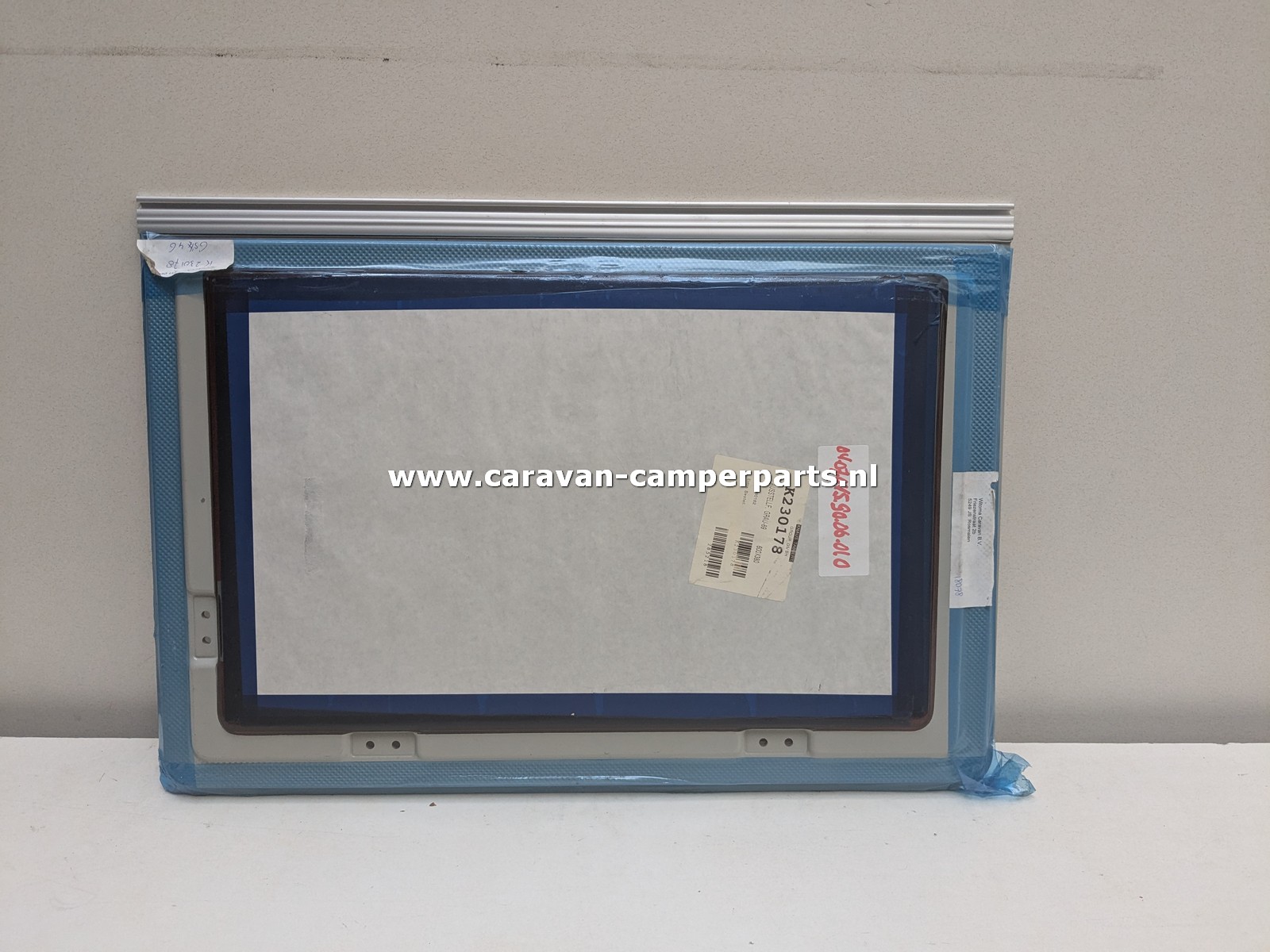 Knaus raam 65x44cm 1989