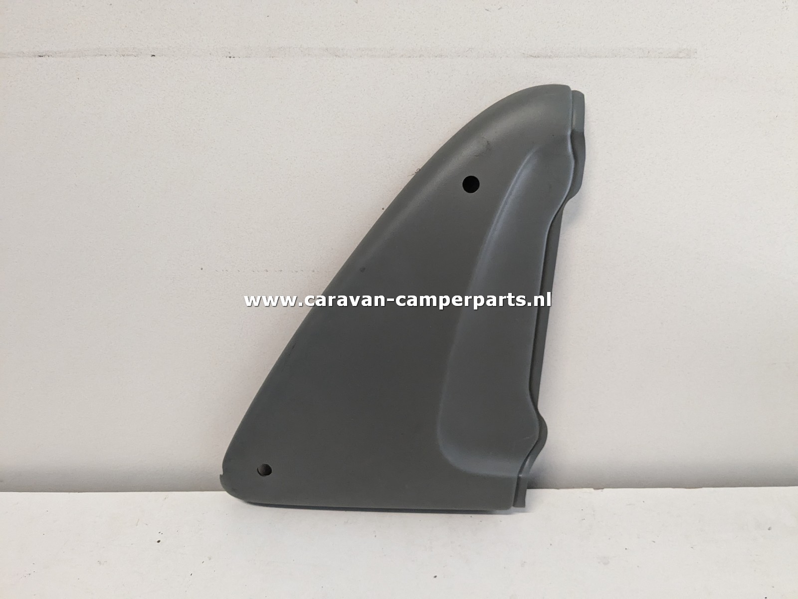 Knaus bumperhoek L 2001