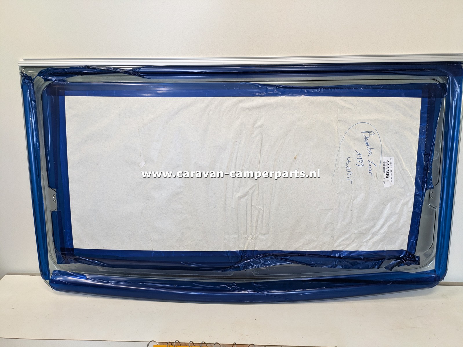 Caravelair raam 151x88cm 1999