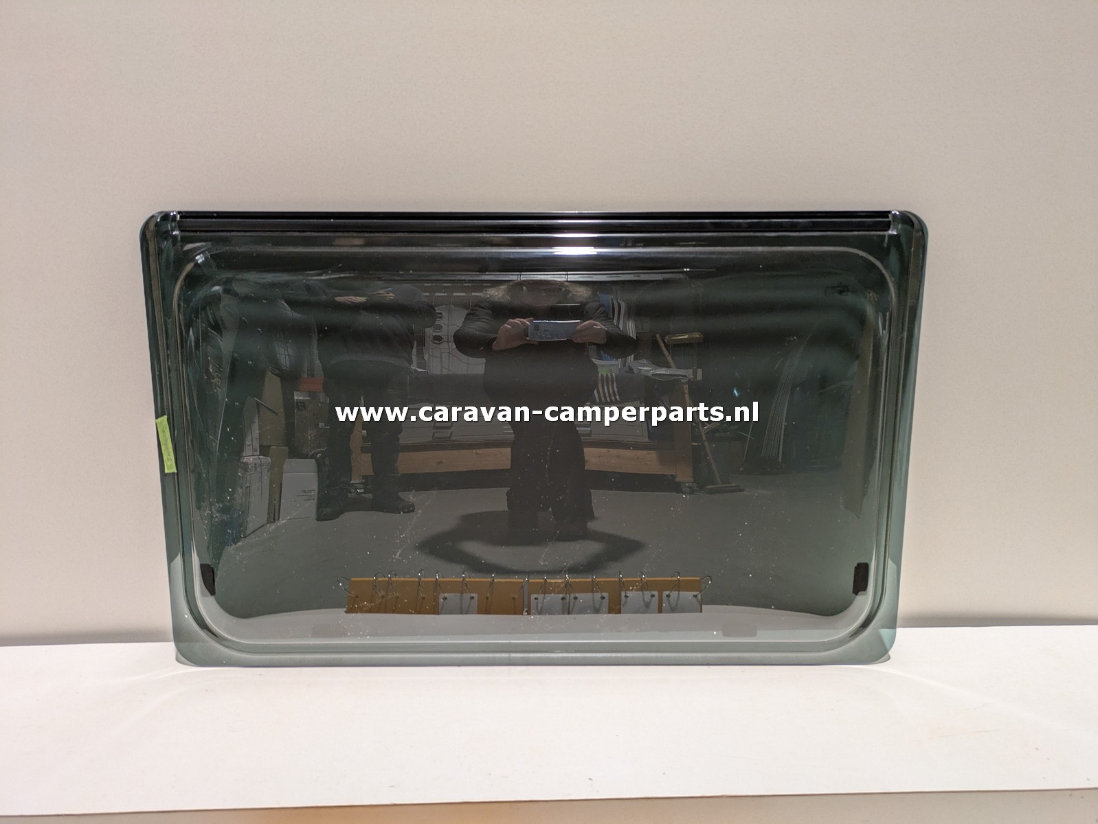 Dethleffs raam 98x60cm 2016