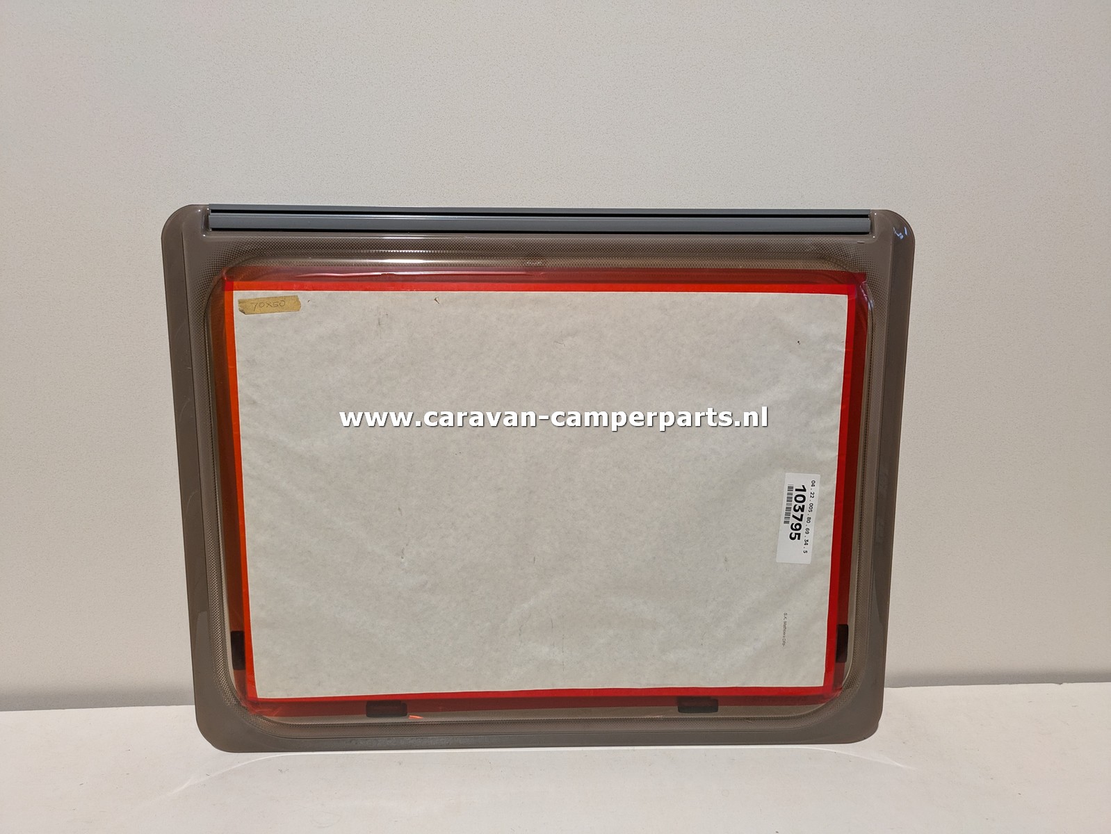 Dethleffs raam 78x60cm