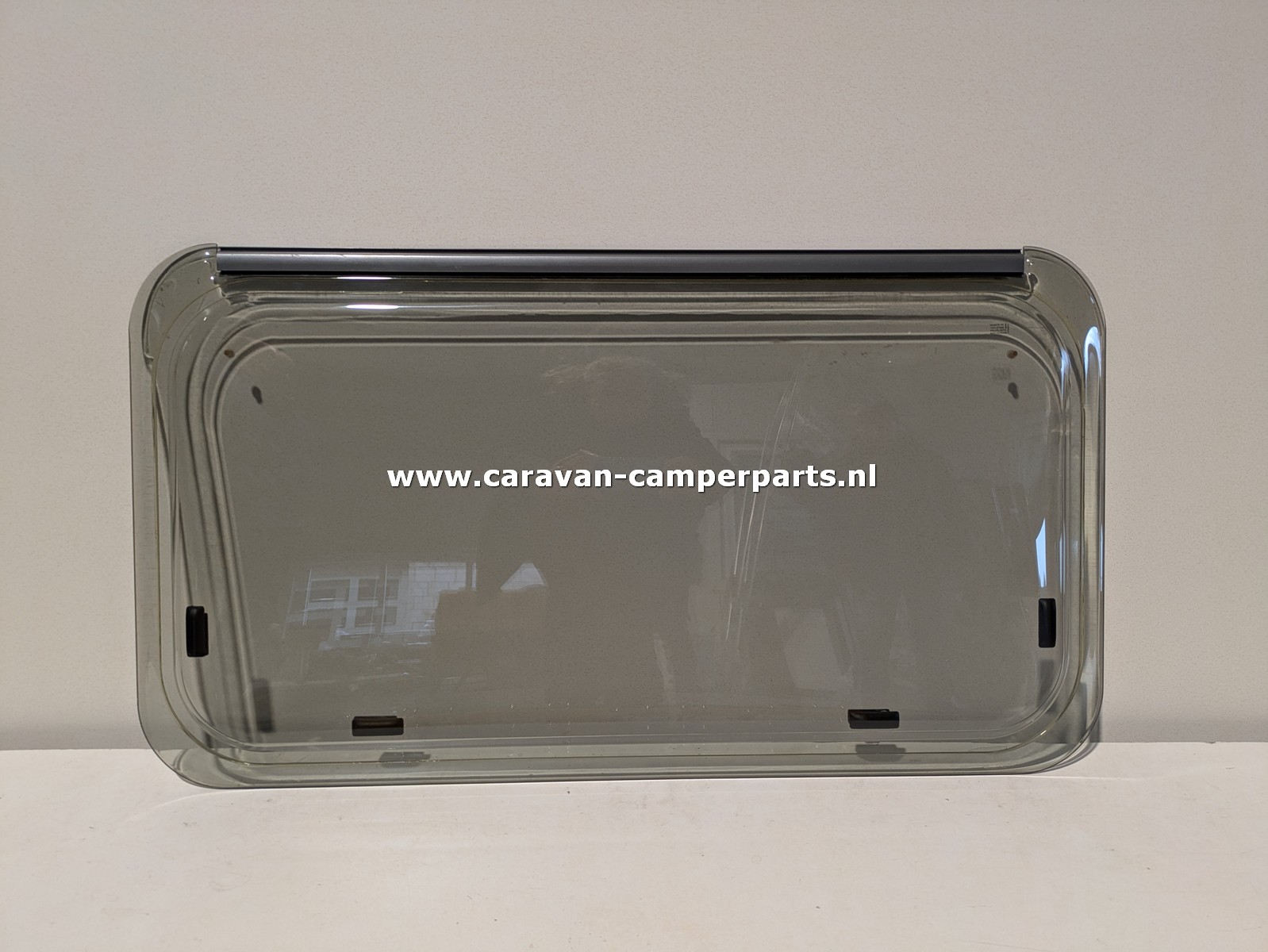 Caravelair raam 88x49cm 2004