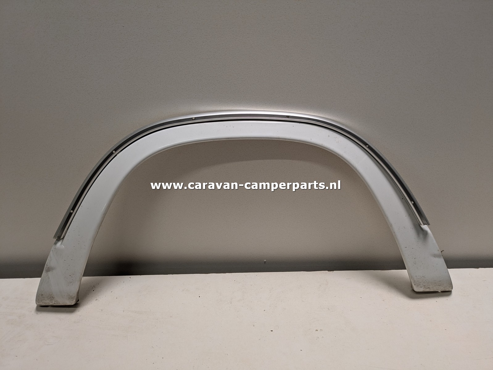 Eriba Nova spatbord 2019