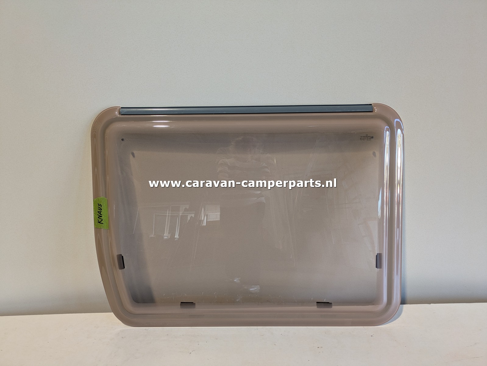 Knaus raam RA 90,5x66cm 2002