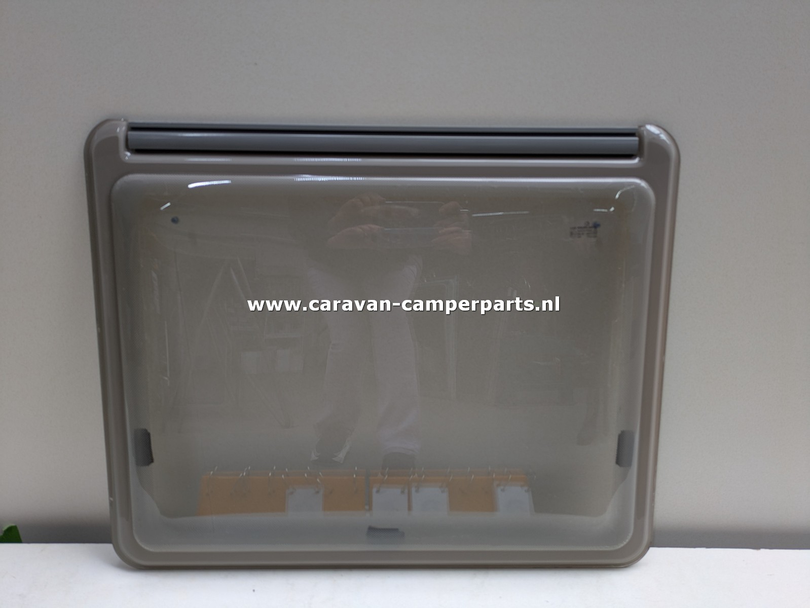 Burstner raam 65,5x52,5cm 2002