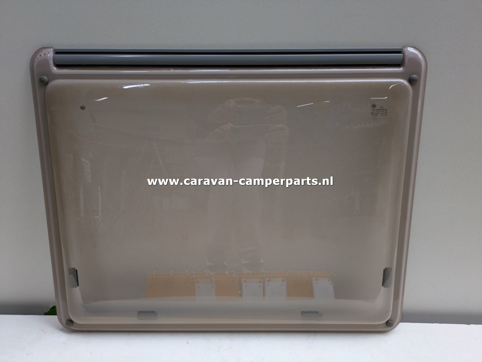 Burstner raam 76x60cm 2002