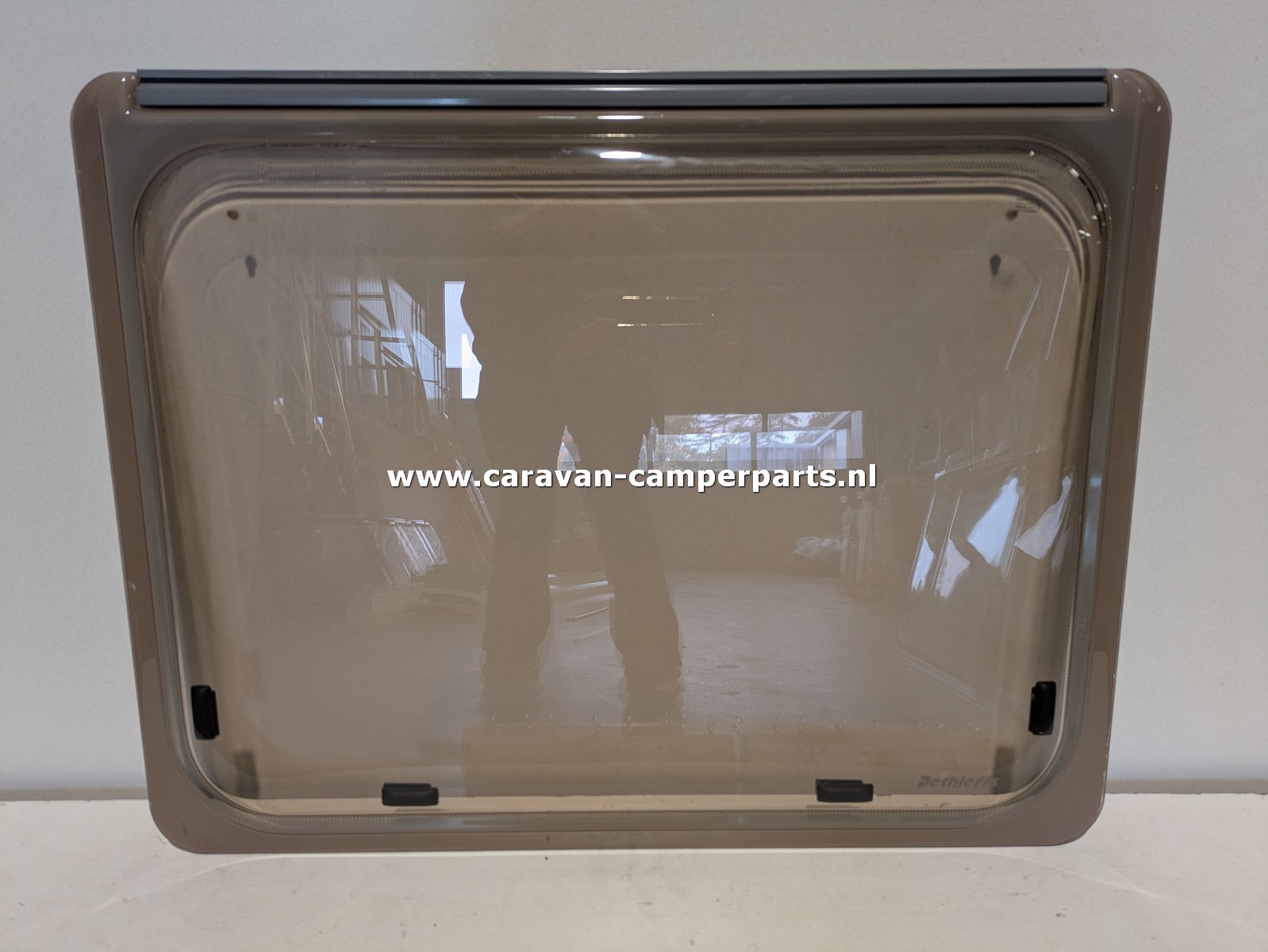 Dethleffs raam 78x60cm 2004
