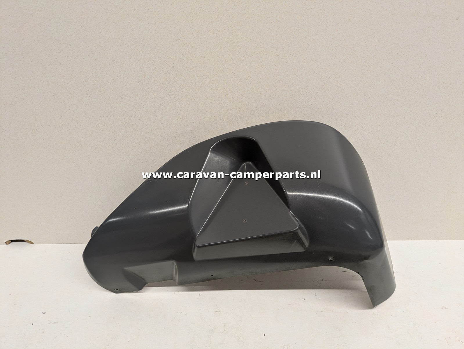 Knaus bumperhoek RA 2014