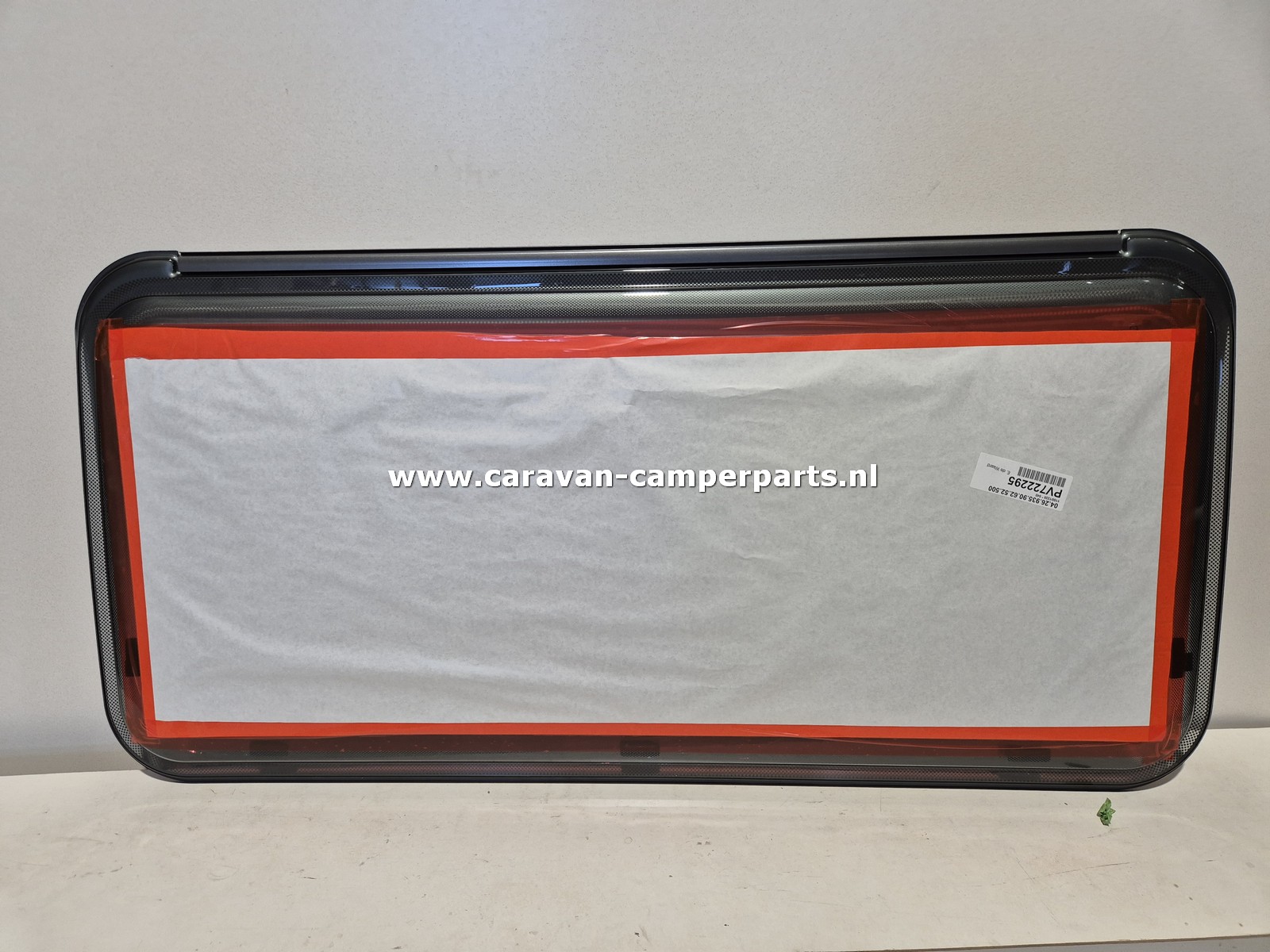 Eriba / Hymer zijraam 127x67cm