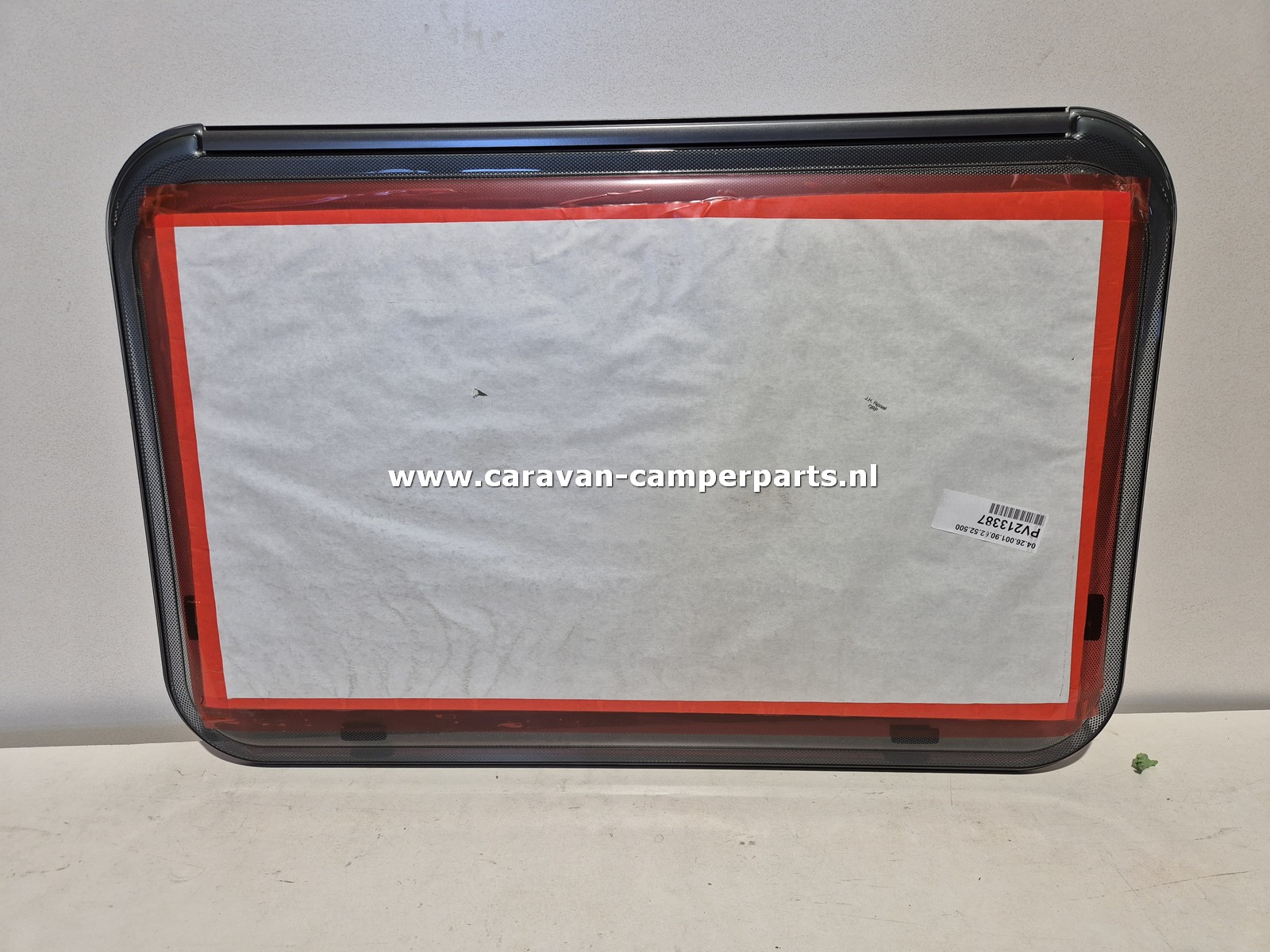 Eriba / Hymer raam 95x62cm