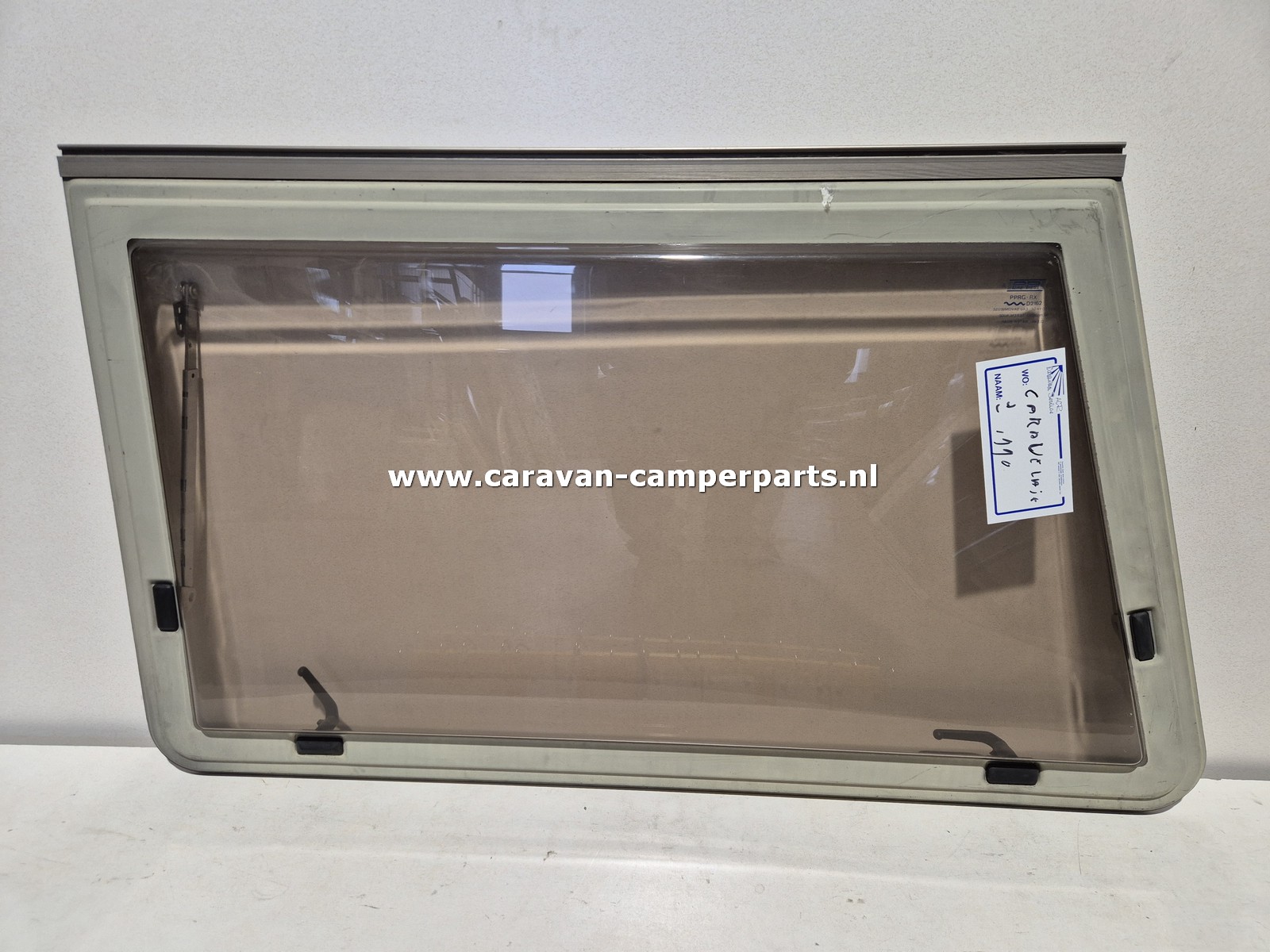 Caravelair raam RV 87x102x59 1990
