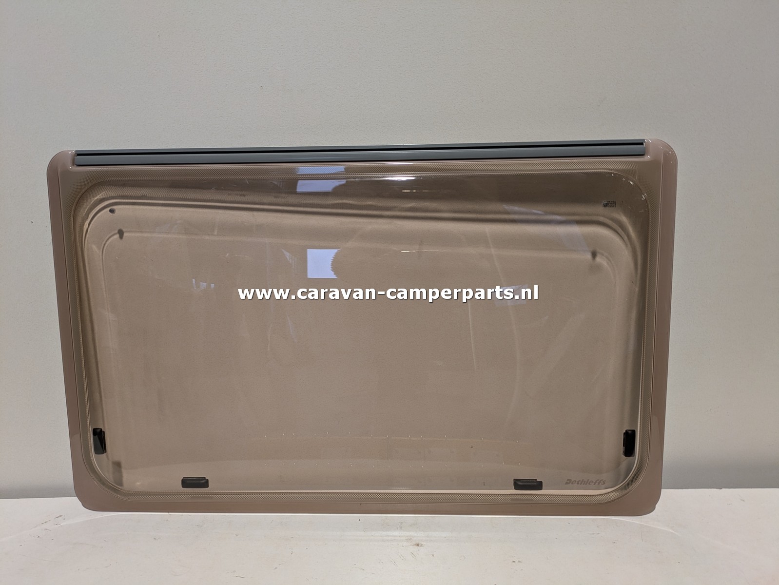 Dethleffs raam 98x60cm 2003