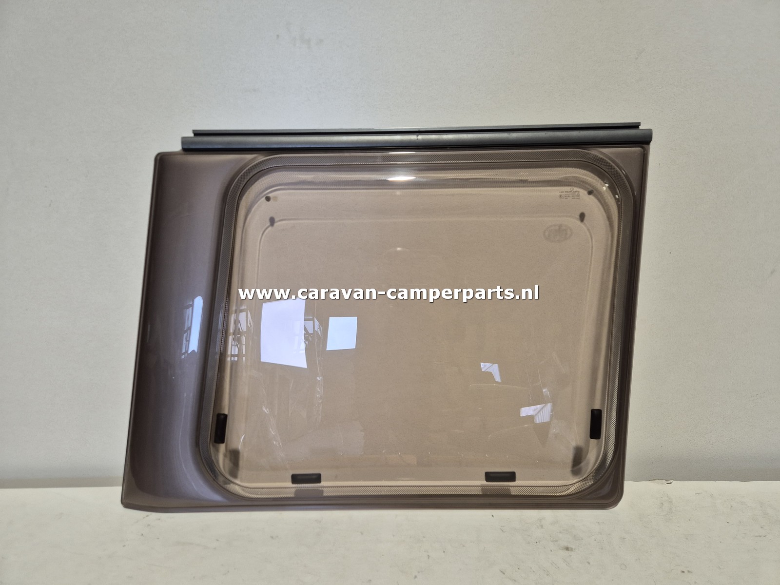 Eriba Touring raam LV 74x77x57cm 2006