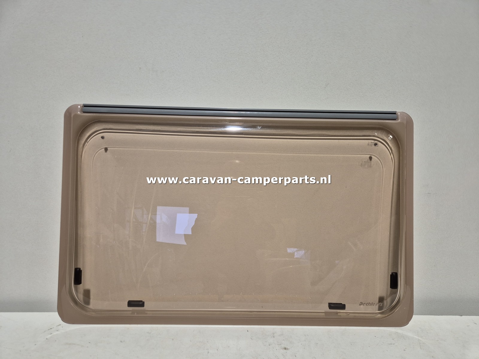 Dethleffs raam 98x60cm 2005