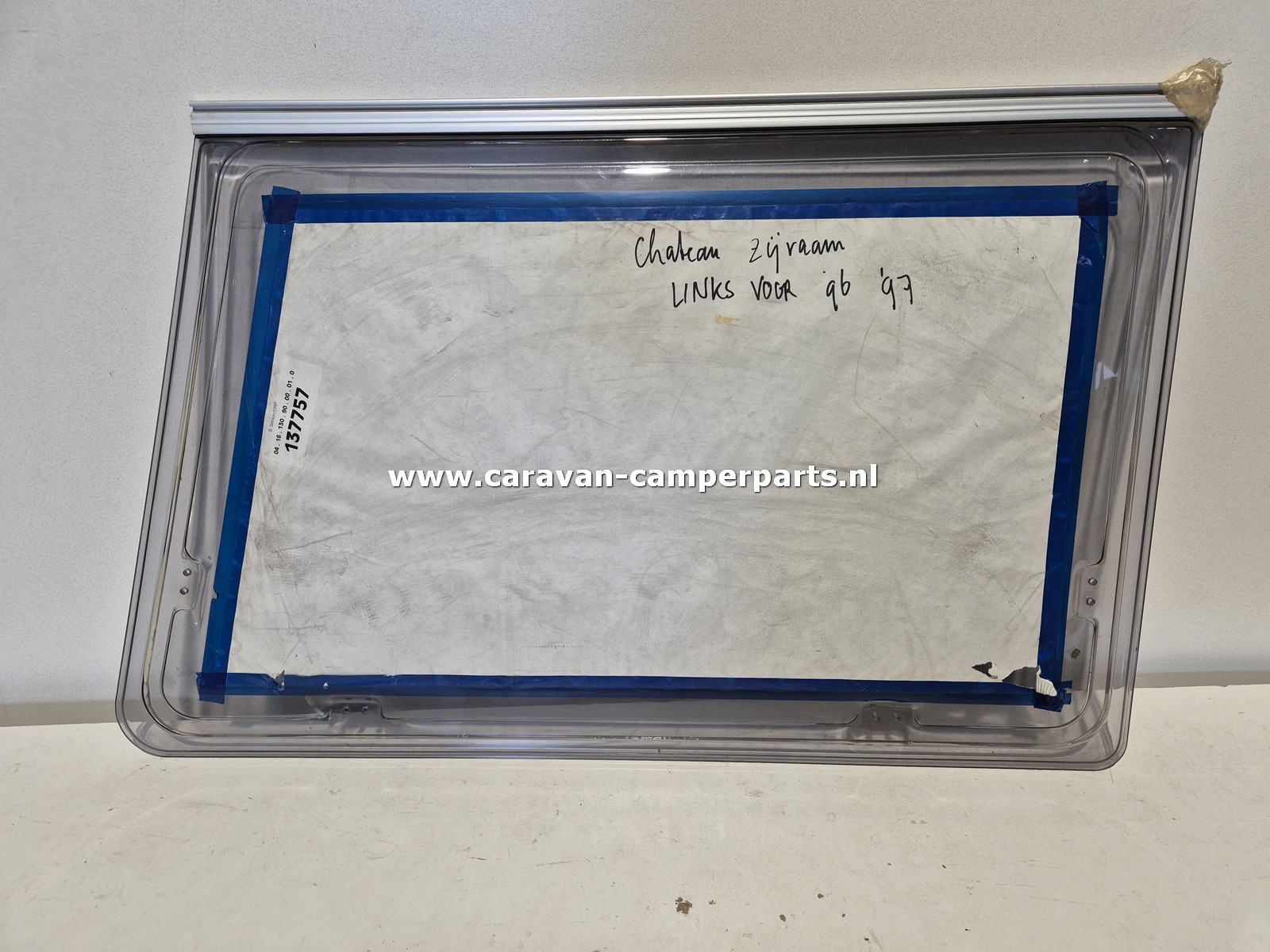 Chateau raam LV 102x87x62cm 1996/1997