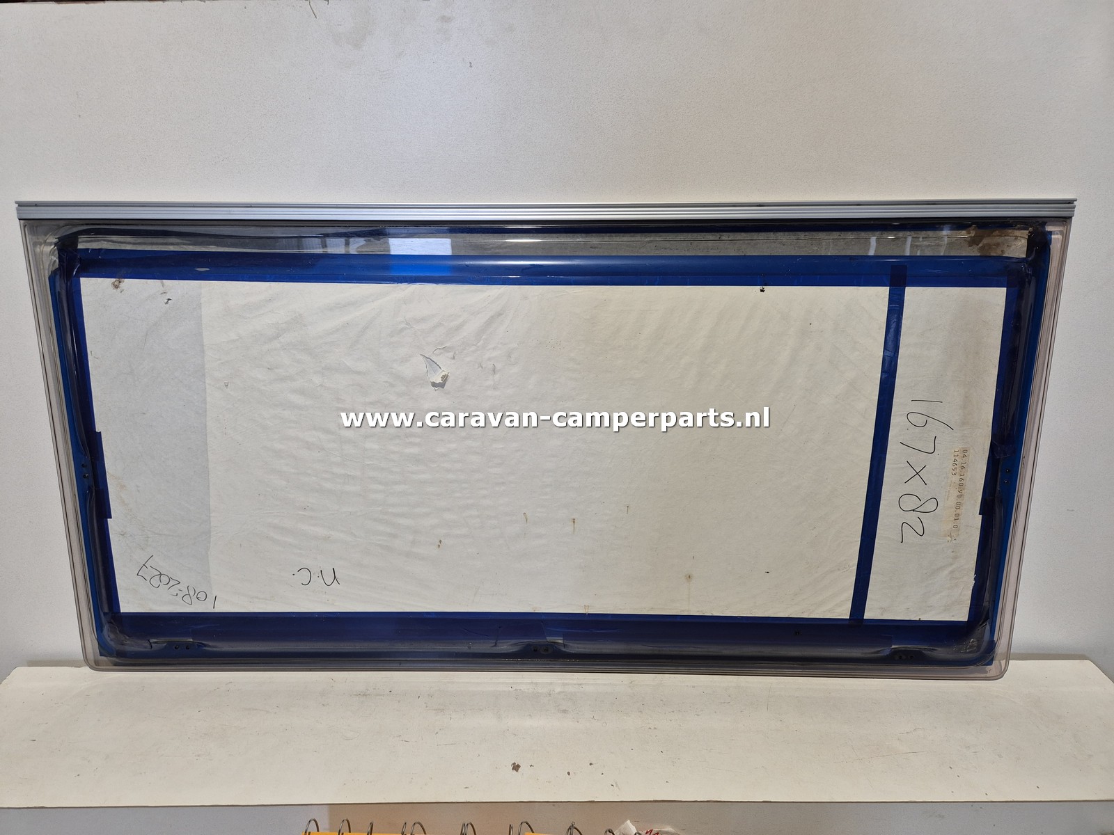 Polyplastic raam 167x82cm 1990